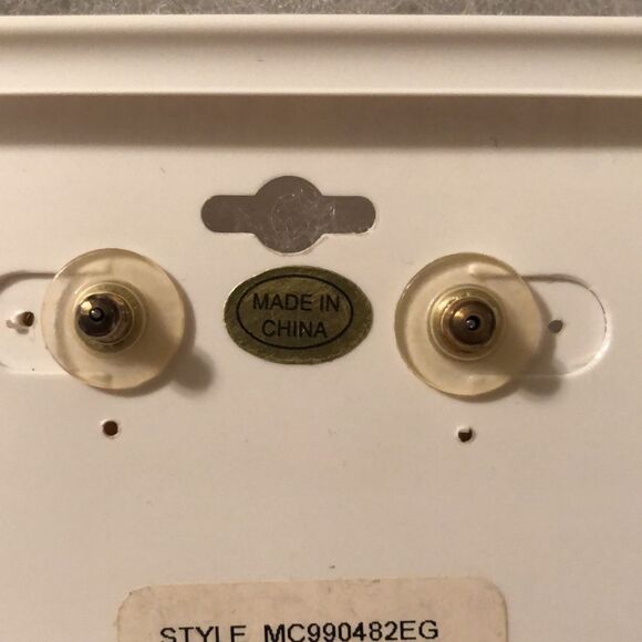 Happy Holidays Santa Earrings NIP - Picture 3 of 3